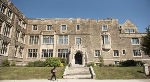 McMaster university undergraduate entrance international scholarships 2020 in canada 